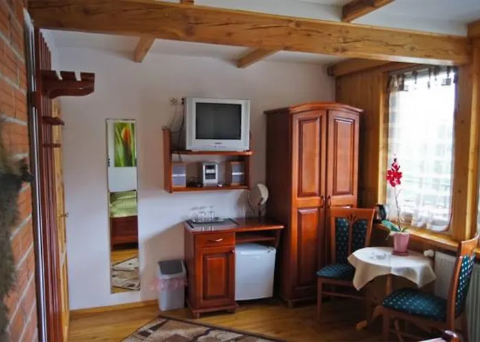 Osrodek Wypoczynkowo - Szkoleniowy Bogdanka *